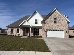927 Licinius Ln, Murfreesboro, TN 37128