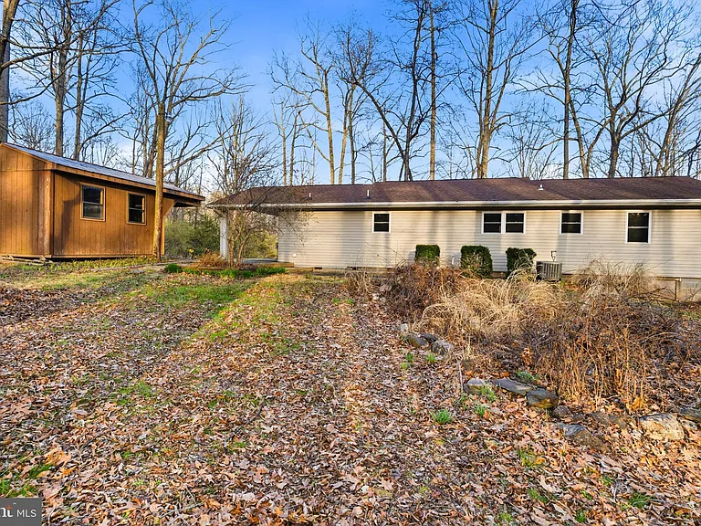 1330 Jason Ln — Photo 36