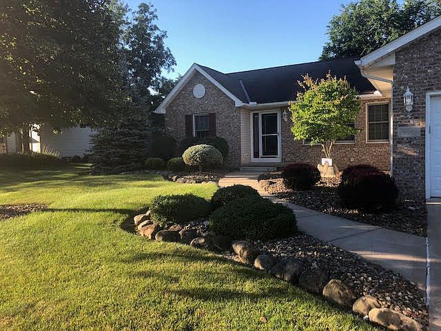 1st image of 20567 Wildwood Ln