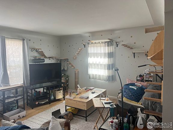 3rd image of 505 13th Ave