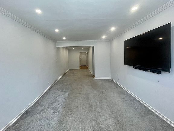 4th image of 8375 Woodhaven Blvd APT 5J