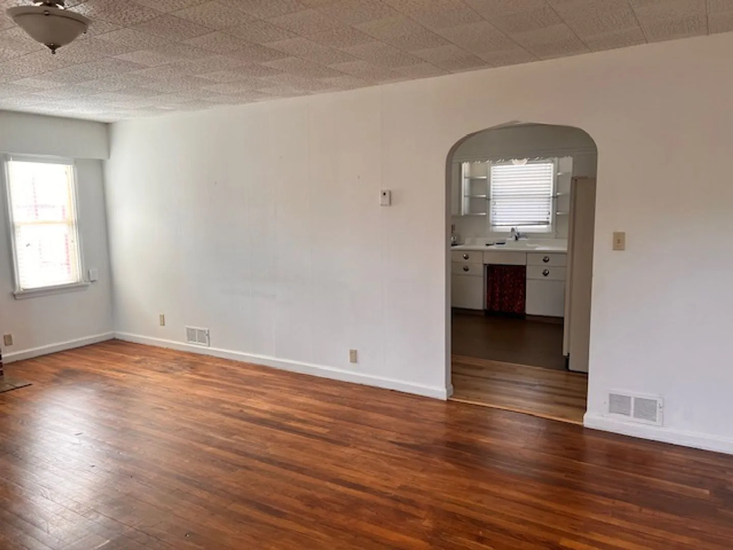 2 Bed 1 Bath House in Scenic Parowan — Photo 3