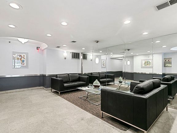 3rd image of 1738 Chicago Ave APT 601