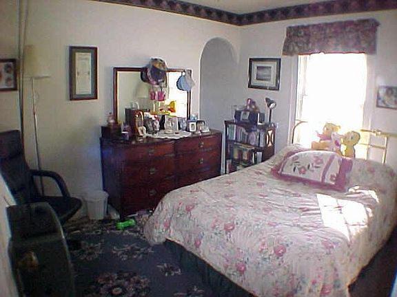 5th image of 3647 W Creston Dr