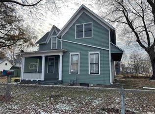 1602 11th St, Moline, IL 61265