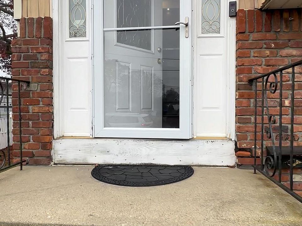 109 N Delaware Ave, Lindenhurst, NY 11757 Zillow