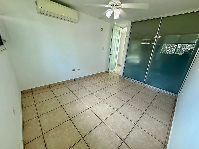 88 Calle Menta Urb Ciudad Gdn — Photo 10