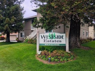 1011 Del Rio Ct APT A, Hollister, CA 95023