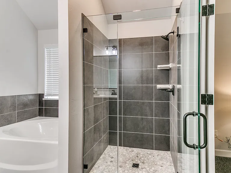 13243 Sawtooth Oak Rd — Photo 23
