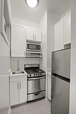 Rented by Cooper & Cooper Real Estate | media 12