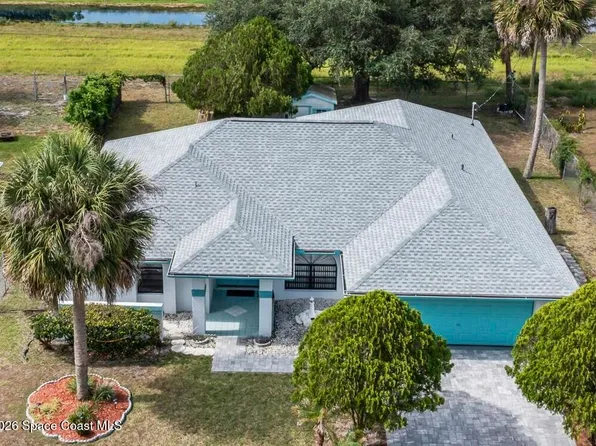 622 Altona St NW, Palm Bay, FL 32907