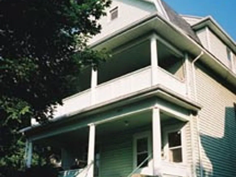 1728 Van Hise Ave