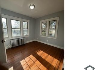 685 E 240th St FLOOR 1, Bronx, NY 10470