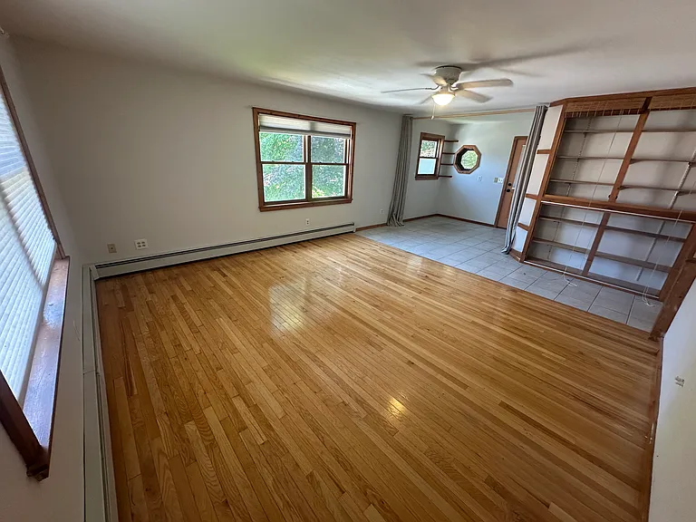 153 Washington St — Photo 11