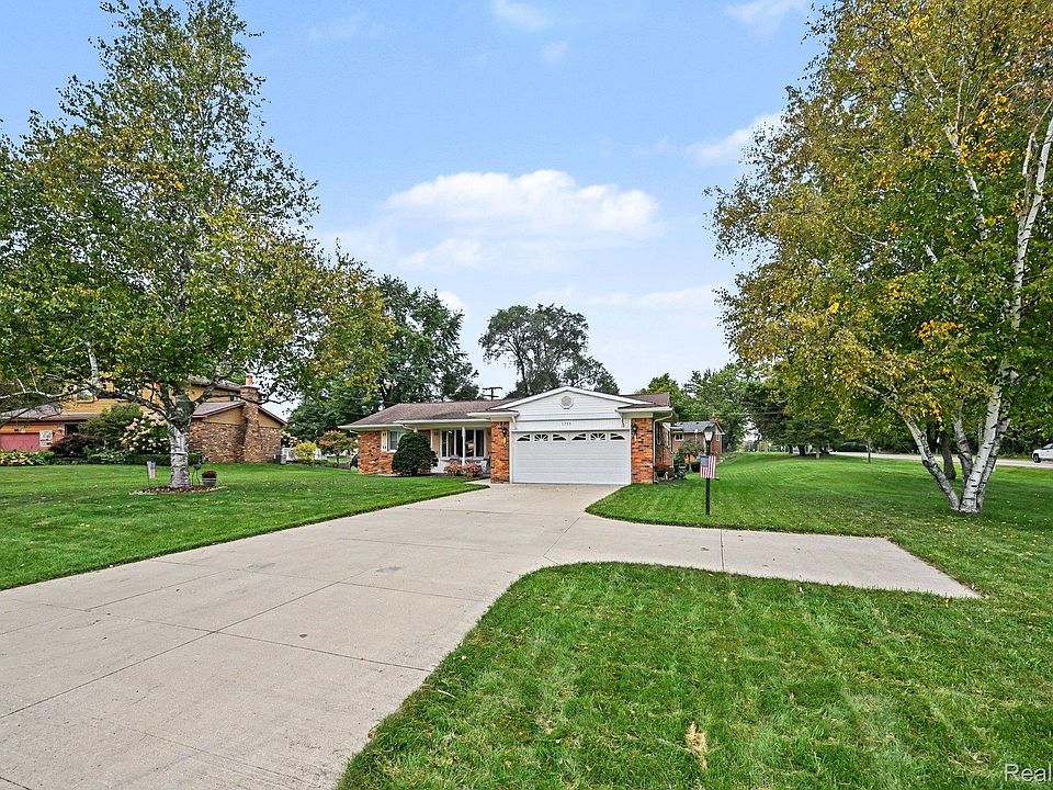 1771 Pruit Dr, photo 26