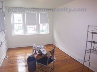 134 Sutherland Rd #A, Brighton, MA 02135