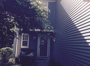 501 Peebles Ct, Batavia, IL 60510