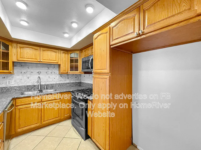 5291 Colodny Dr #22 — Photo 3