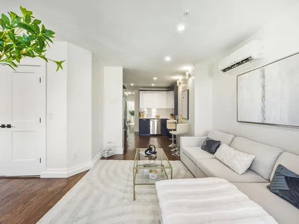 203 3rd Street image 2 of 22