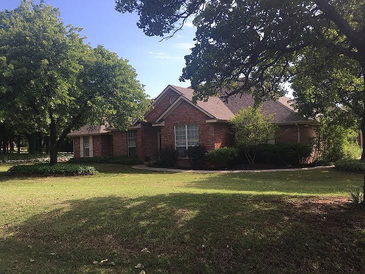 1st image of 10501 Honey Tree Ln