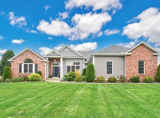 60 Farmington Cres, Feeding Hills, MA 01030