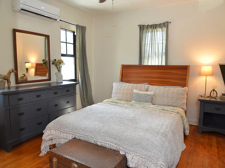 Upstairs queen bedroom