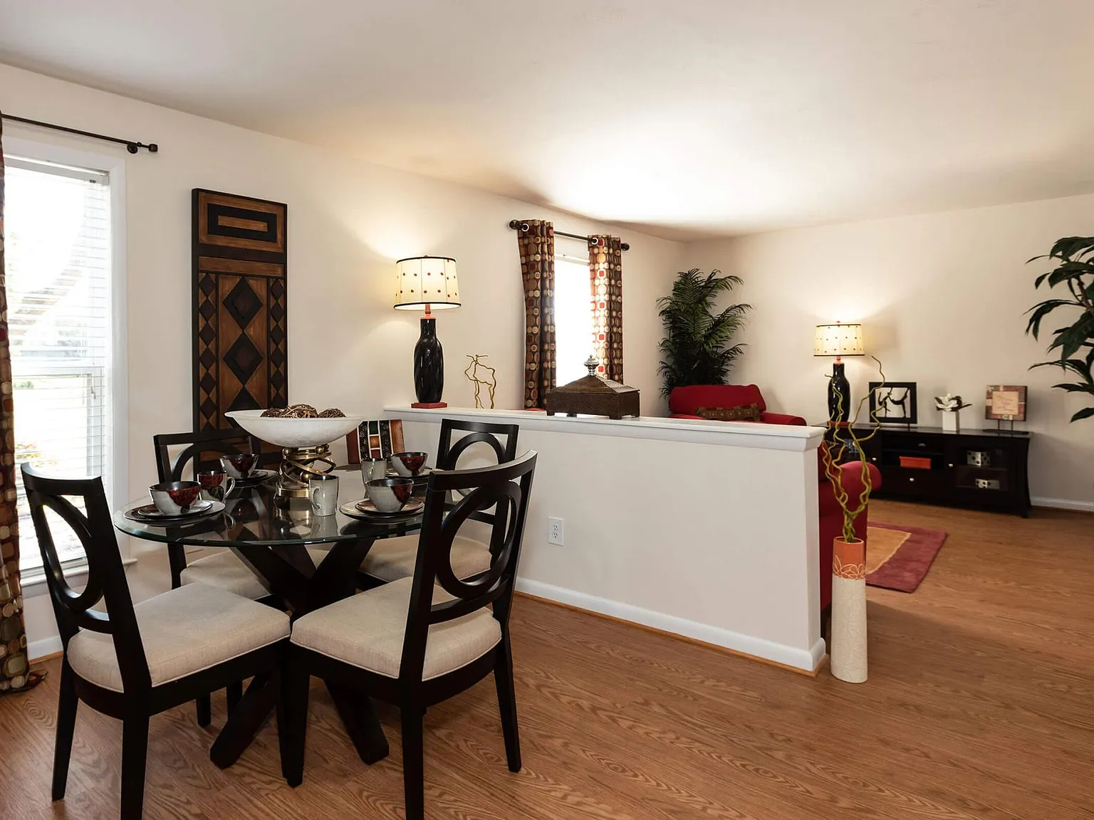 Mariner's Cove Apartment Homes — Photo 4
