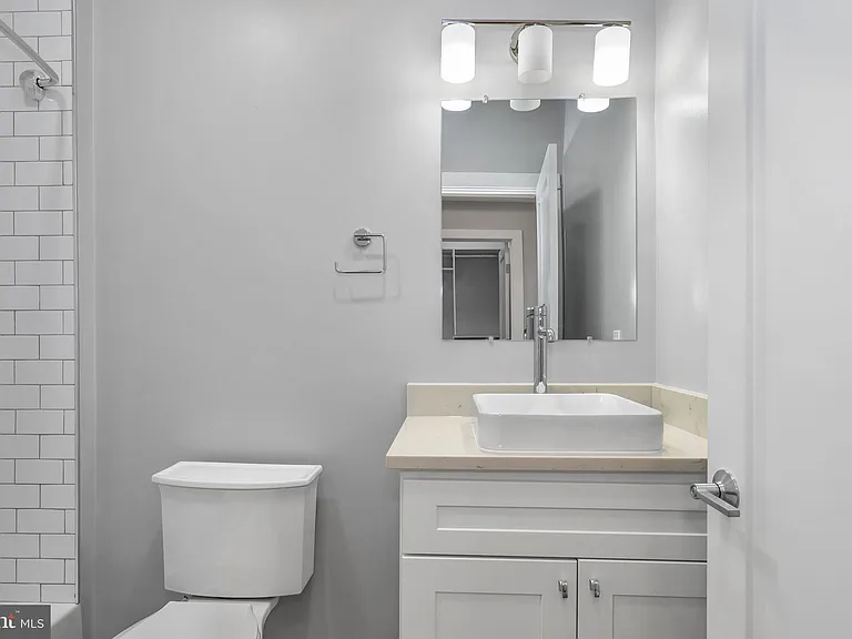 1310 Riggs St NW — Photo 38