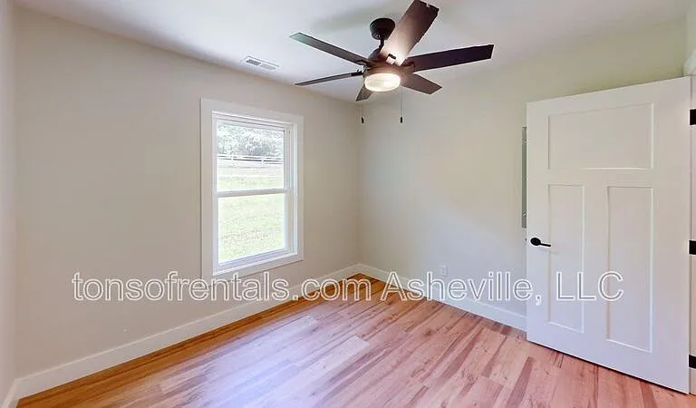 6 Tracy Ln — Photo 16