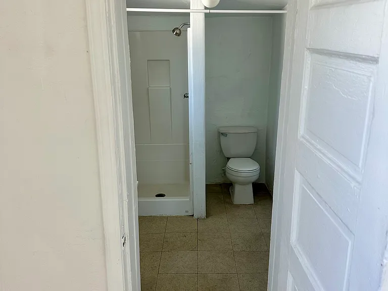 24730 E Court St — Photo 12
