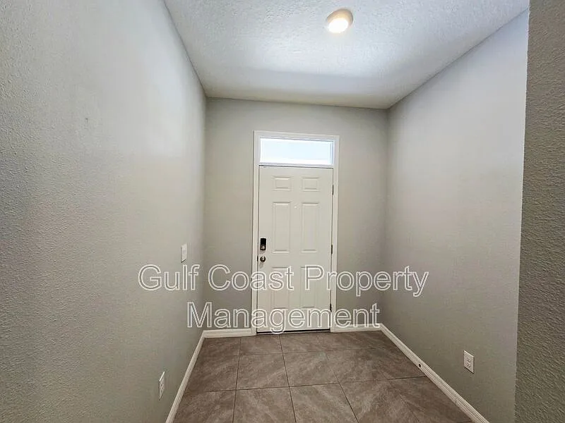 Building Photo - 1910 Pleasant Maple Ct