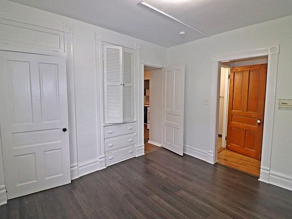 Bedroom/office