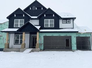 2689 Aspen Dr, Shakopee, MN 55379