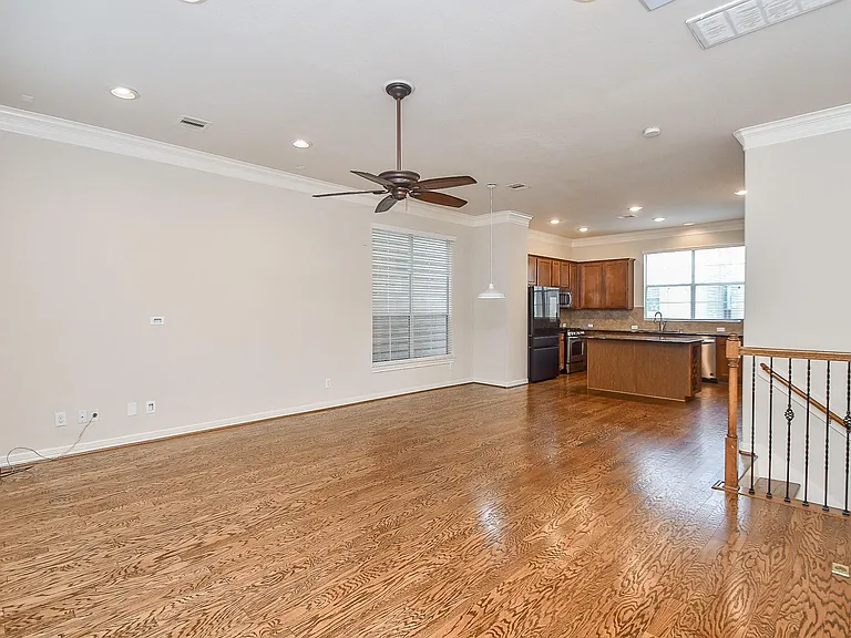 3126 Clearview Cir — Photo 7