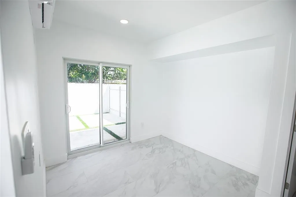 1 bed, 1.0 bath, 765 sqft, $1,900 — Photo 4