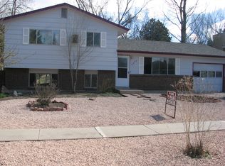 4220 Hollow Rd, Colorado Springs, CO 80917