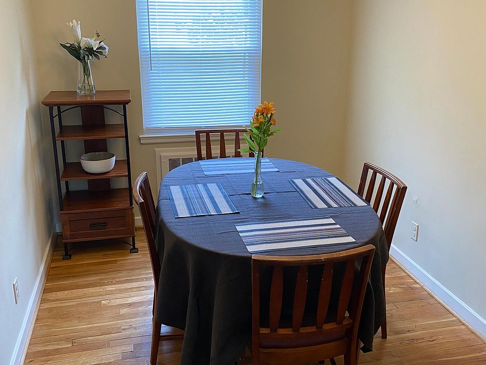 2nd image of 2519 D Miller Park Cir