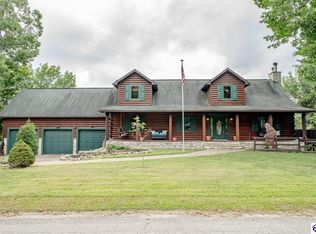 818 Lakeshore Pkwy, Brandenburg, KY 40108