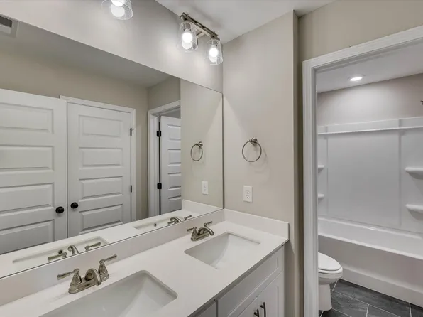 1126 Jolly Ln, Grovetown, GA