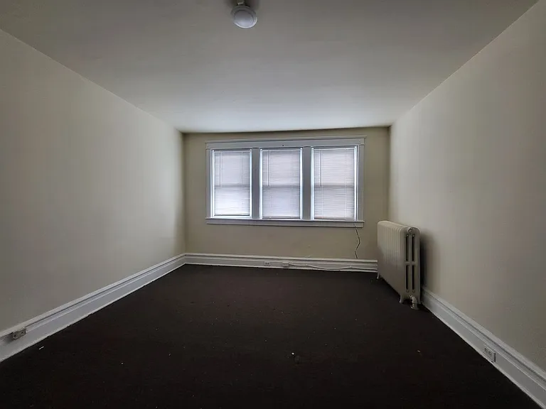 740 N 19th St — Photo 2