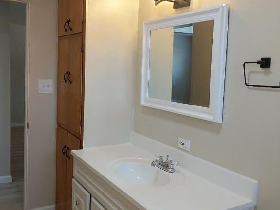 mini_Bathroom_1 (4)_07112023