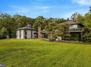 125 Commonage Dr, Great Falls, VA 22066