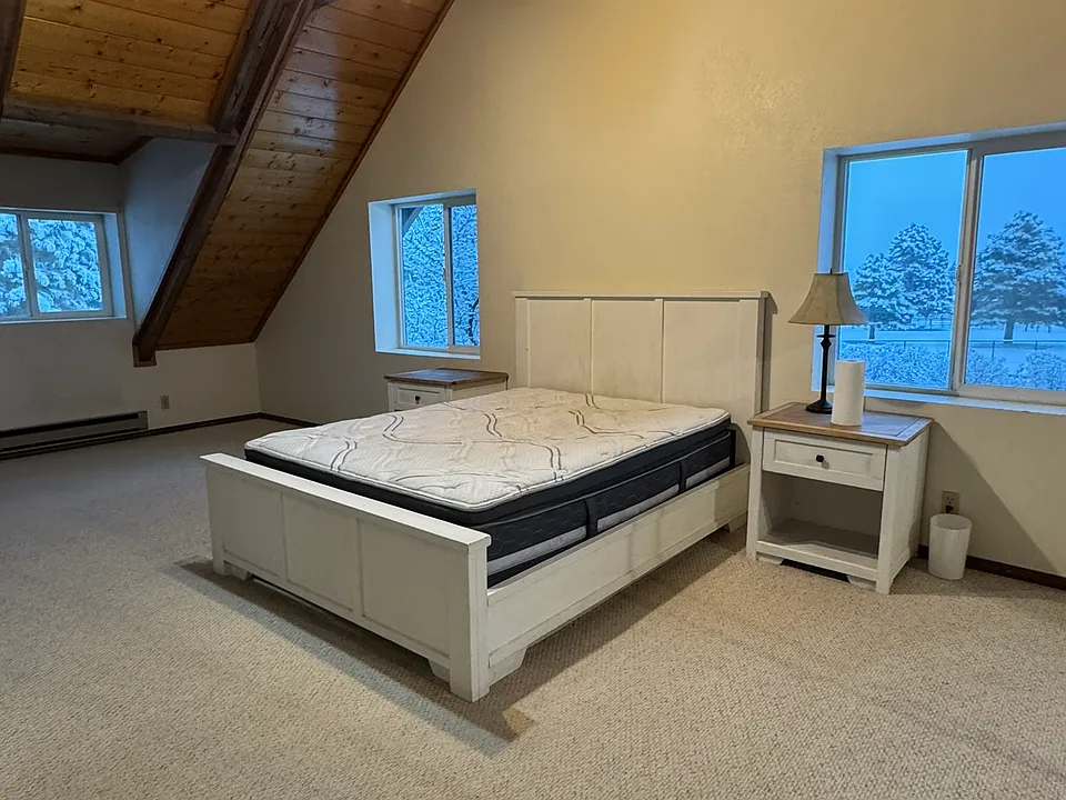 6780 Lynx Ln