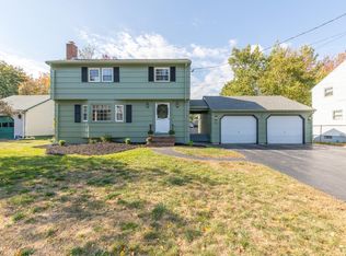35 Four Winds Rd, Portland, ME 04102