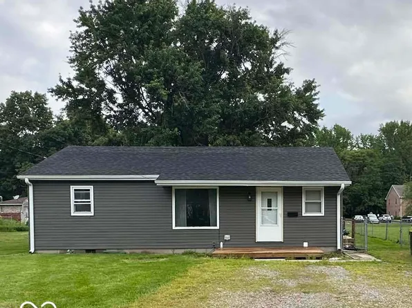 1152 Lakeview Dr, Scottsburg, IN 47170