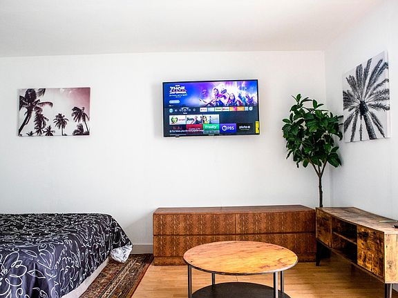 4th image of 13221 Albers Pl