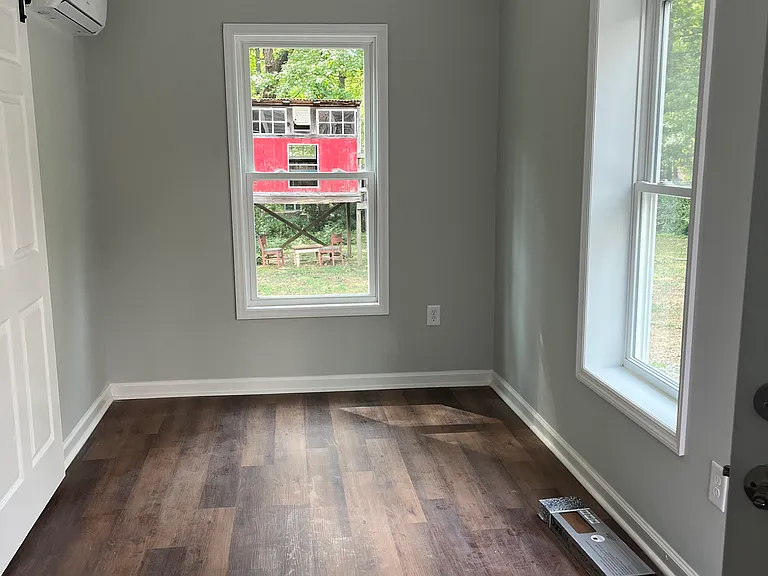 2621 Stratford Dr — Photo 8