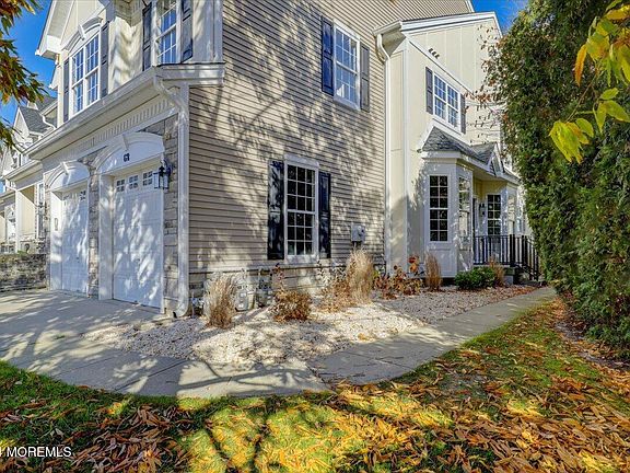3rd image of 62 Brookfield Drive