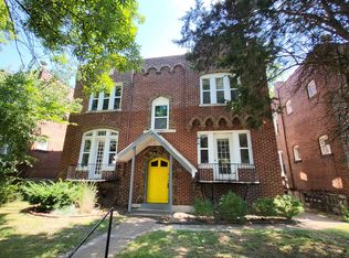 4539 Flad Ave APT 1E, Saint Louis, MO 63110