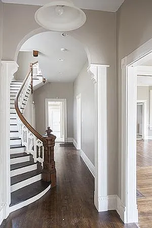 28 S Idlewild St Photo 1